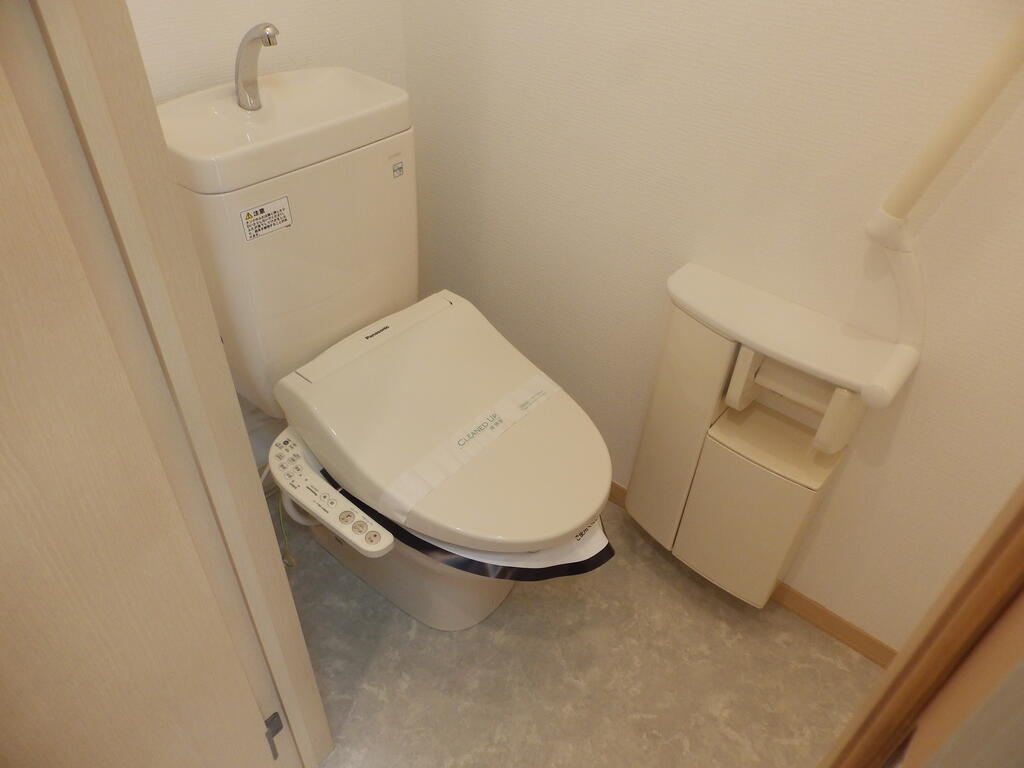 トイレ　ウォシュレット