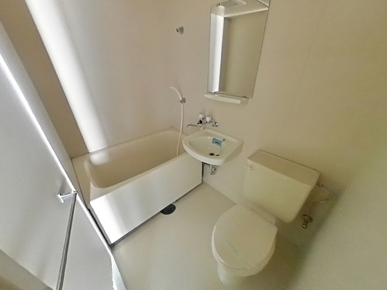 バス・シャワールーム　※別号室のお写真です