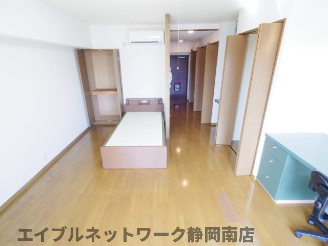 居室・リビング　使いやすい居間です