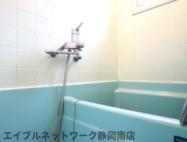 バス・シャワールーム　日々の暮らしに欠かせないお風呂です