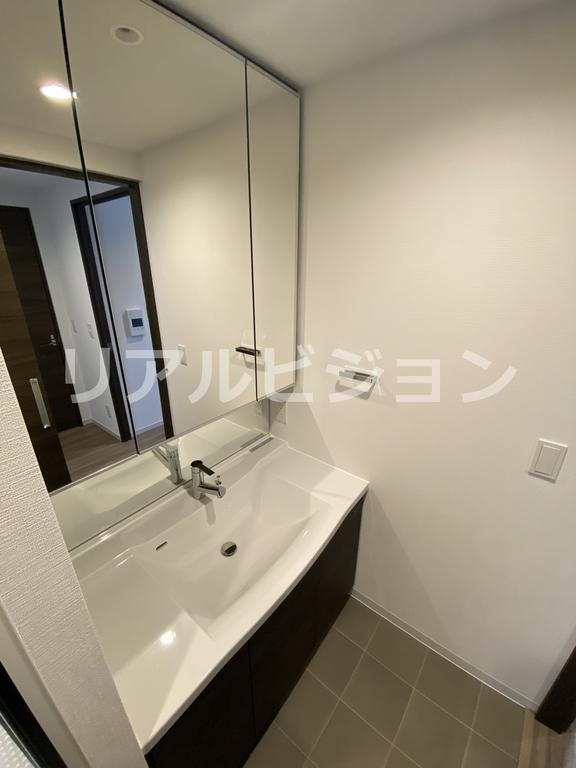 洗面設備　他部屋参考写真です。