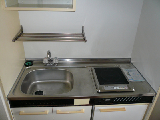 キッチン　※別部屋の写真です