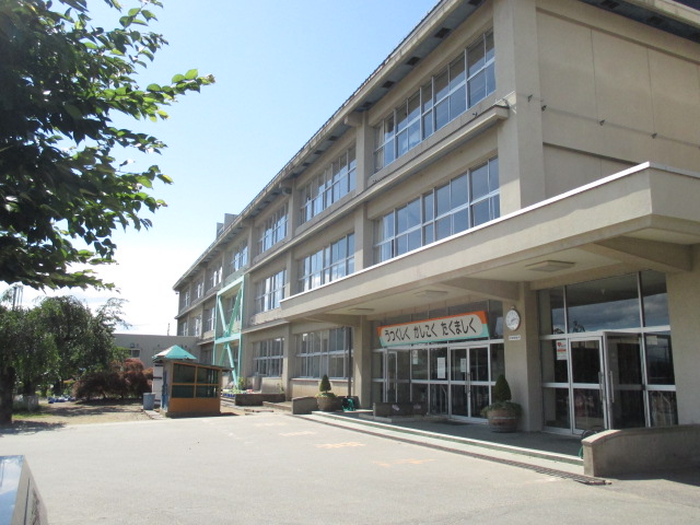 小学校　天童市立天童南部小学校（小学校）まで156m