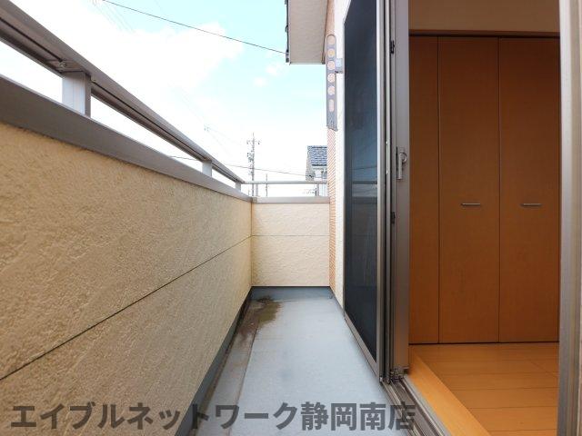 バルコニー　バルコニーがあります