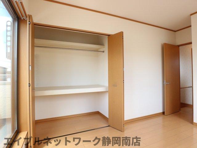 収納　ちょっとした収納スペースも充実しています