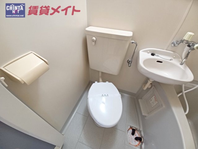 【ランプハウスのトイレ】