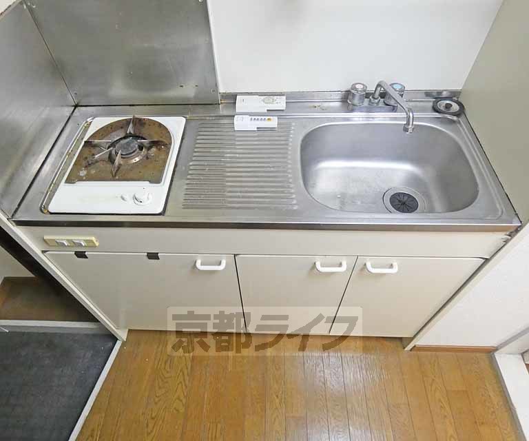 キッチン　キッチンです。