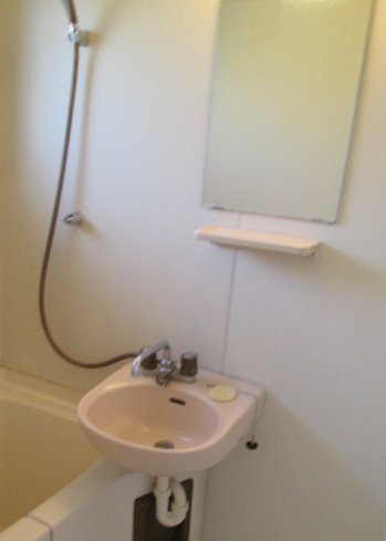 洗面設備　101号室参考