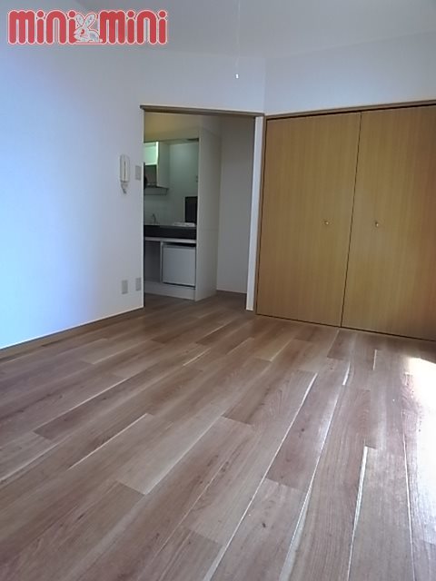 居室・リビング　きれいなお部屋です