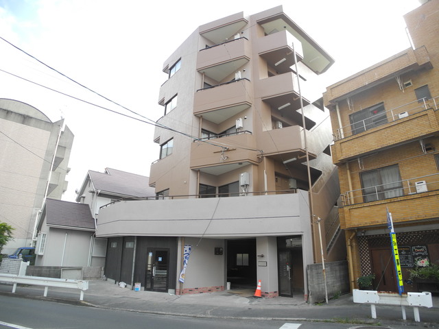 長崎市柳谷町のマンションの建物外観