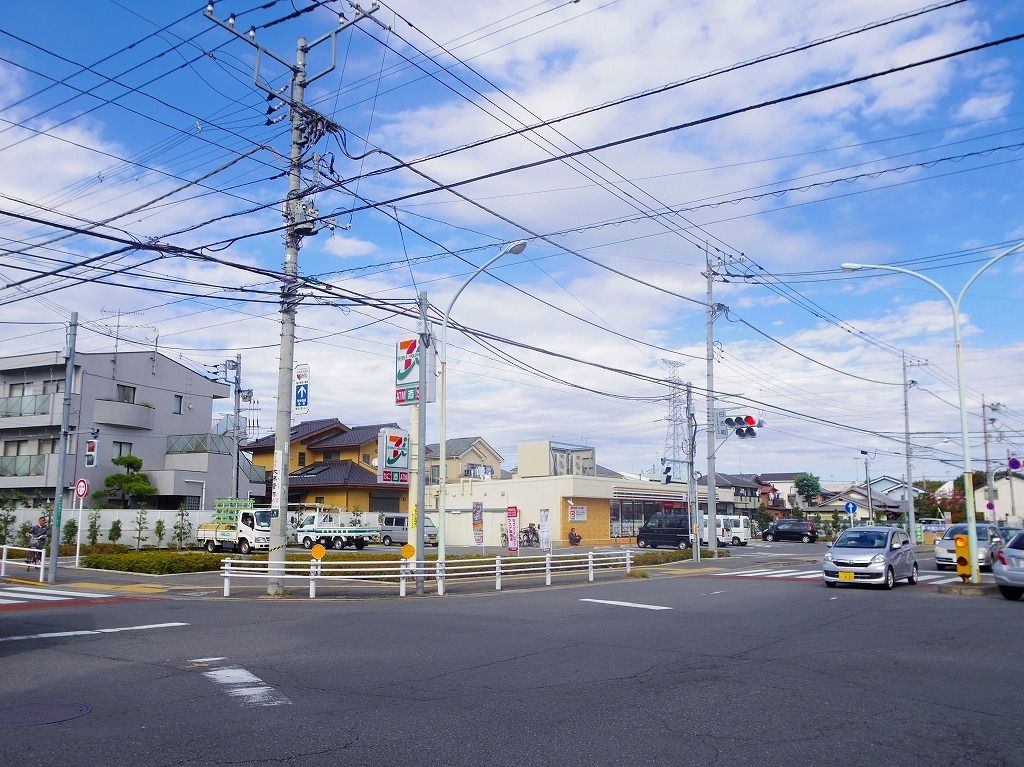 【国分寺市戸倉のマンションのコンビニ】