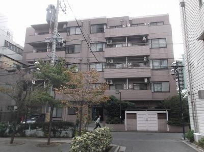 【さいたま市浦和区上木崎のマンションの建物外観】