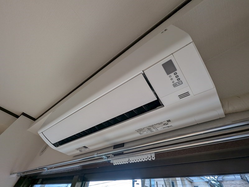 その他設備　洋室にはエアコン付き