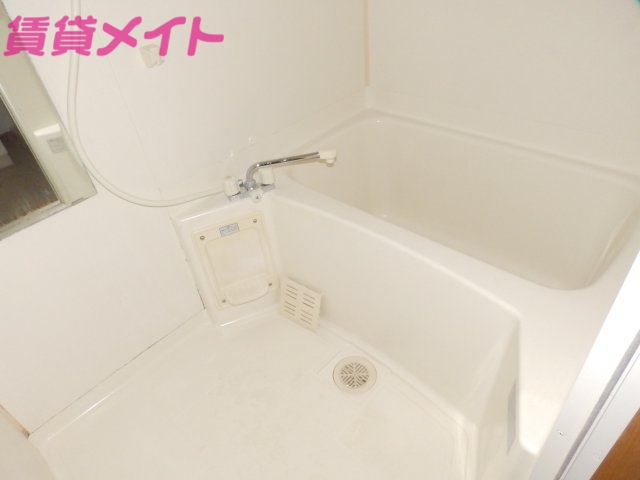 バス・シャワールーム　同物件別室タイプ