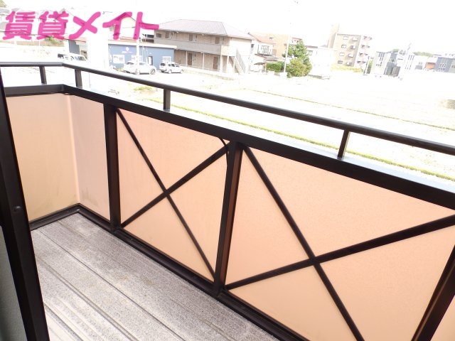 バルコニー　同物件別室タイプ