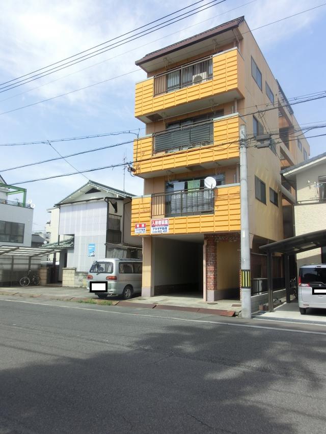 【福山市入船町のマンションの建物外観】