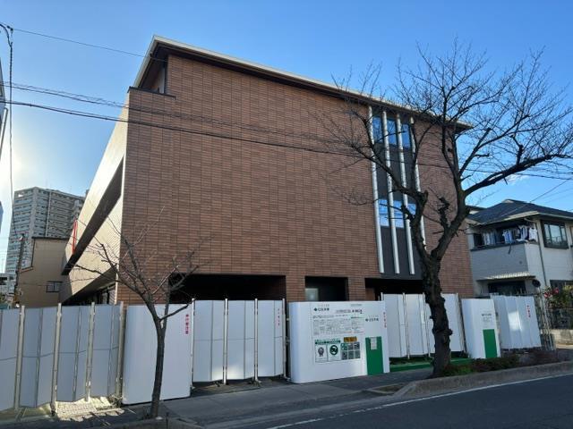 【さいたま市南区太田窪のアパートの建物外観】