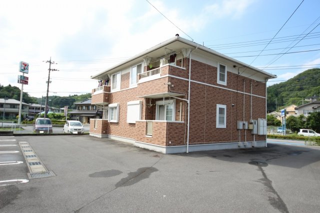 建物外観　オシャレな外観です