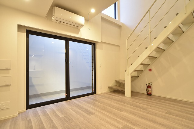 居室・リビング　居室