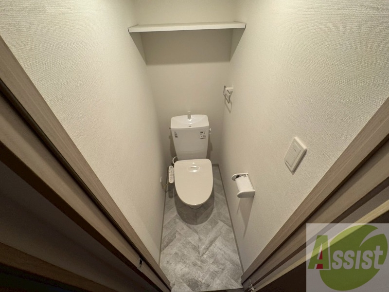 トイレ　こちらはトイレです。清潔感があり、安心して使用できます。