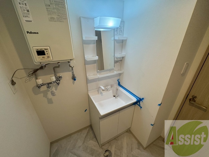 洗面設備　こちらに洗面台があります。朝の洗顔はこちらで。