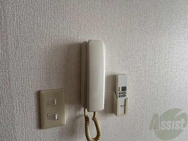 セキュリティ　インターホンは通話ができるので急な訪問があっても安心です。