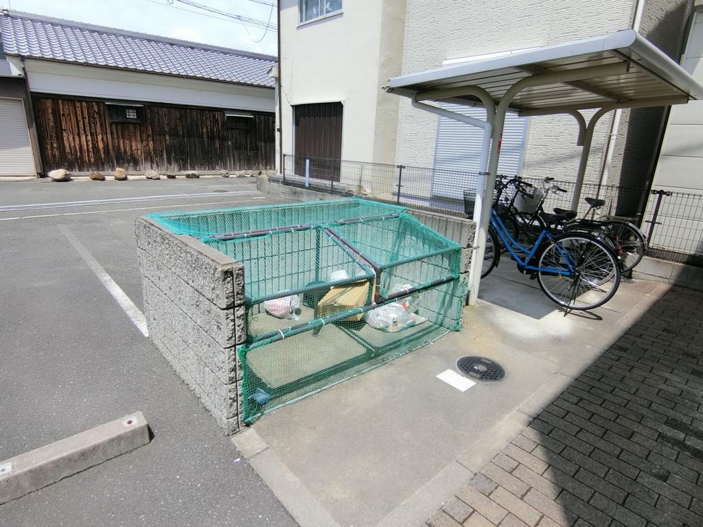 その他設備　駐車場