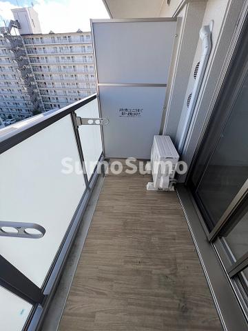 バルコニー　バルコニーからの眺めを楽しみながら食事をしませんか