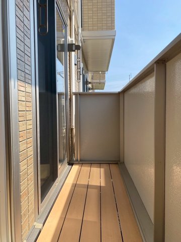 バルコニー　広々としたバルコニーです