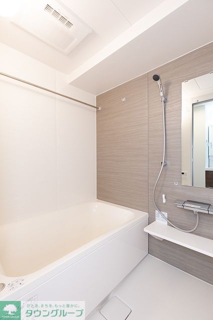 バス・シャワールーム　※写真は同タイプ住戸です。