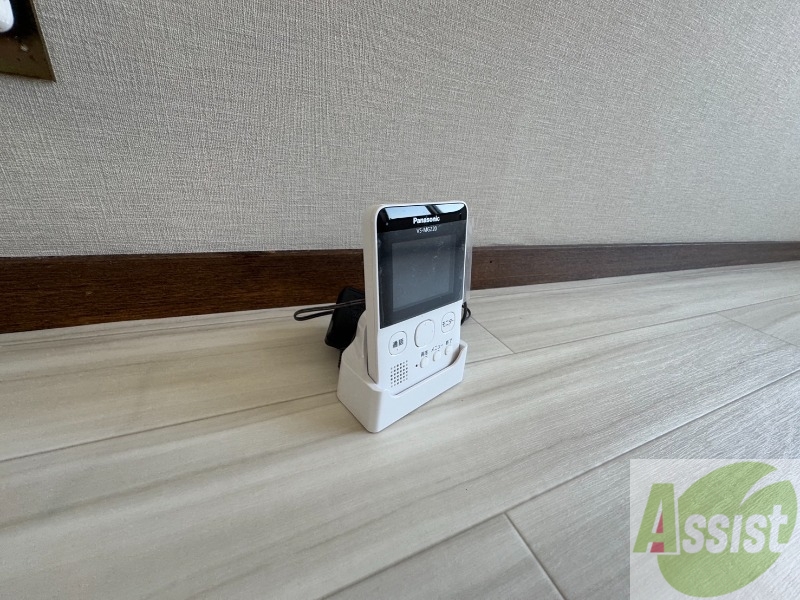 セキュリティ　ＴＶモニター付インターホンです。来客者の顔が見えるので安心！