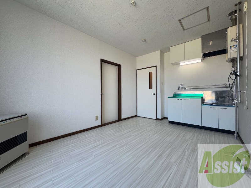 居室・リビング　広くてキレイなお部屋が広がっていて、充実した生活が送れそう。