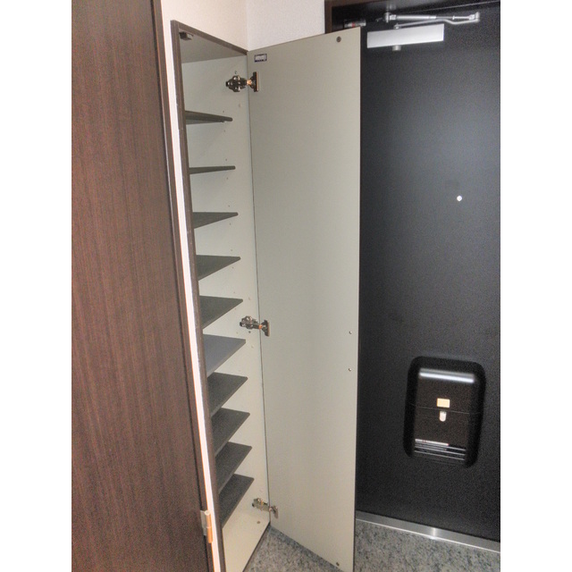 収納　シューズボックス