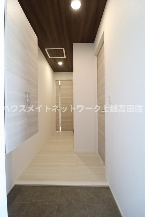 玄関　玄関