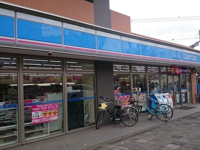 コンビニ　ローソン川崎市電通り店（コンビニ）まで1055m