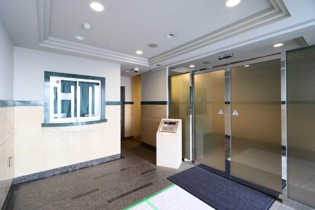 エントランス　エントランス