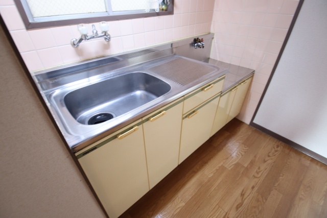 キッチン　※別号室の参考写真です※