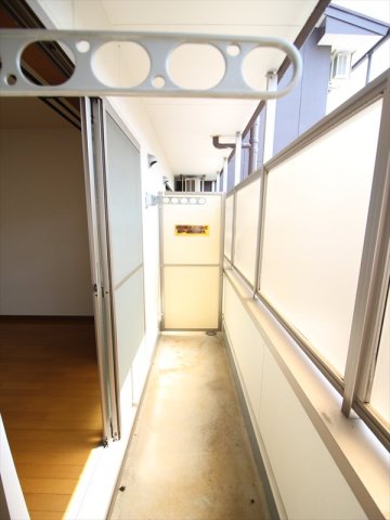 バルコニー　写真は別室
