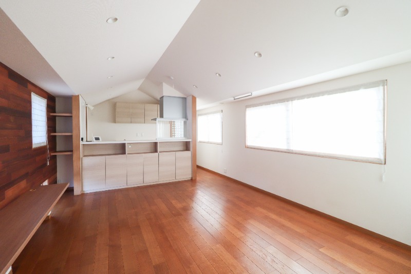 居室・リビング　図面と現状に相違がある場合には現状を優先