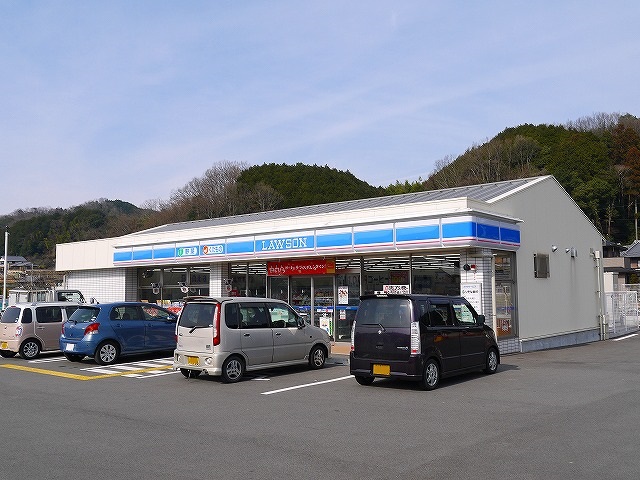 コンビニ　ローソン 桜井脇本店（コンビニ）まで624m