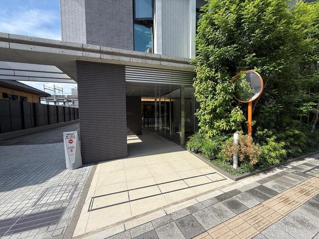 エントランス　エントランス