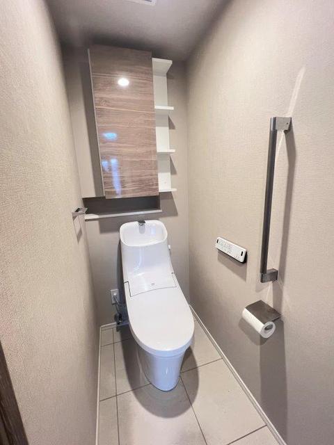 トイレ　トイレ（温水洗浄便座）