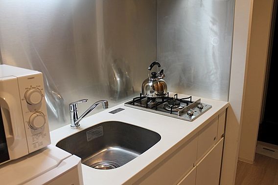 キッチン　家具付き物件ではございません。家具はイメージでございます。