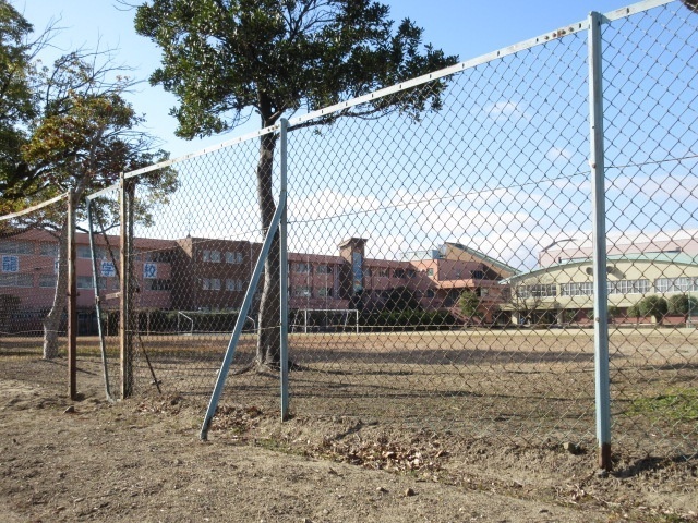 中学校　安八町立登龍中学校（中学校）まで1429m