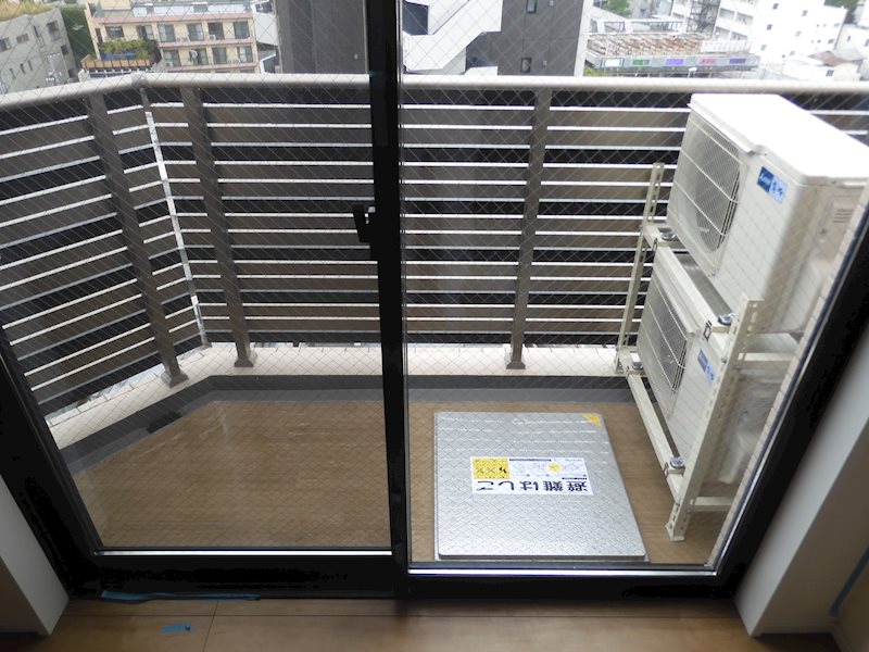 バルコニー　※別部屋の参考写真です。