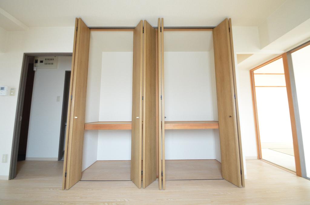 収納　クローゼット