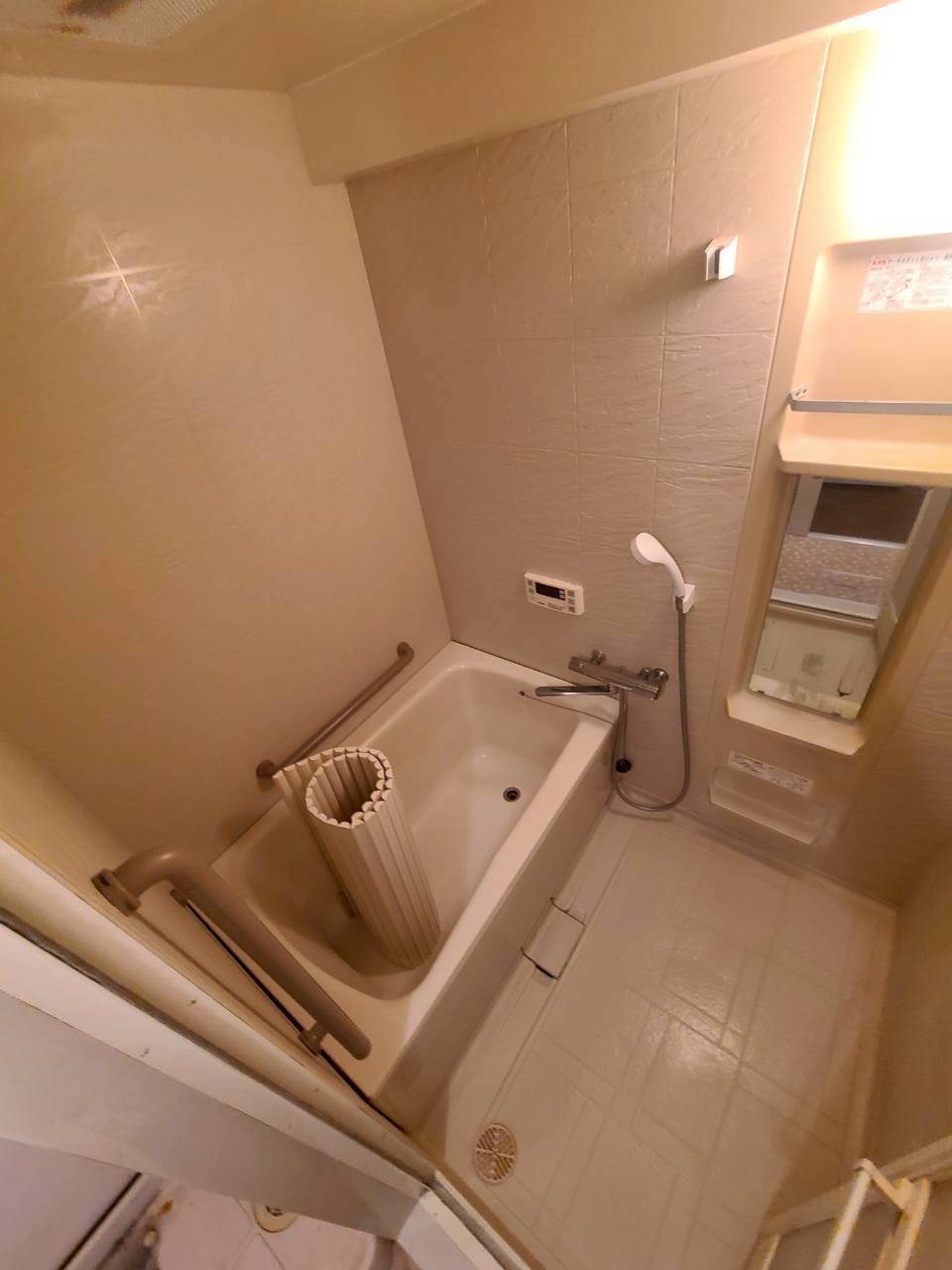 バス・シャワールーム