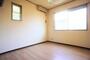 その他部屋・スペース　２面採光なので、明るく風通しのよいお部屋です♪