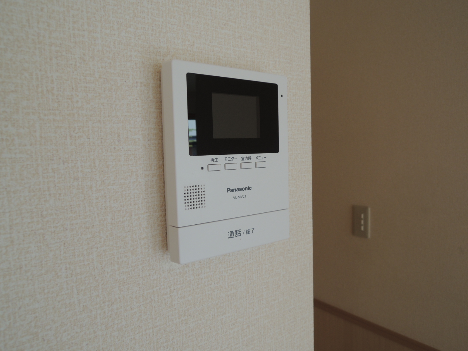 セキュリティ　モニター付きインターホン