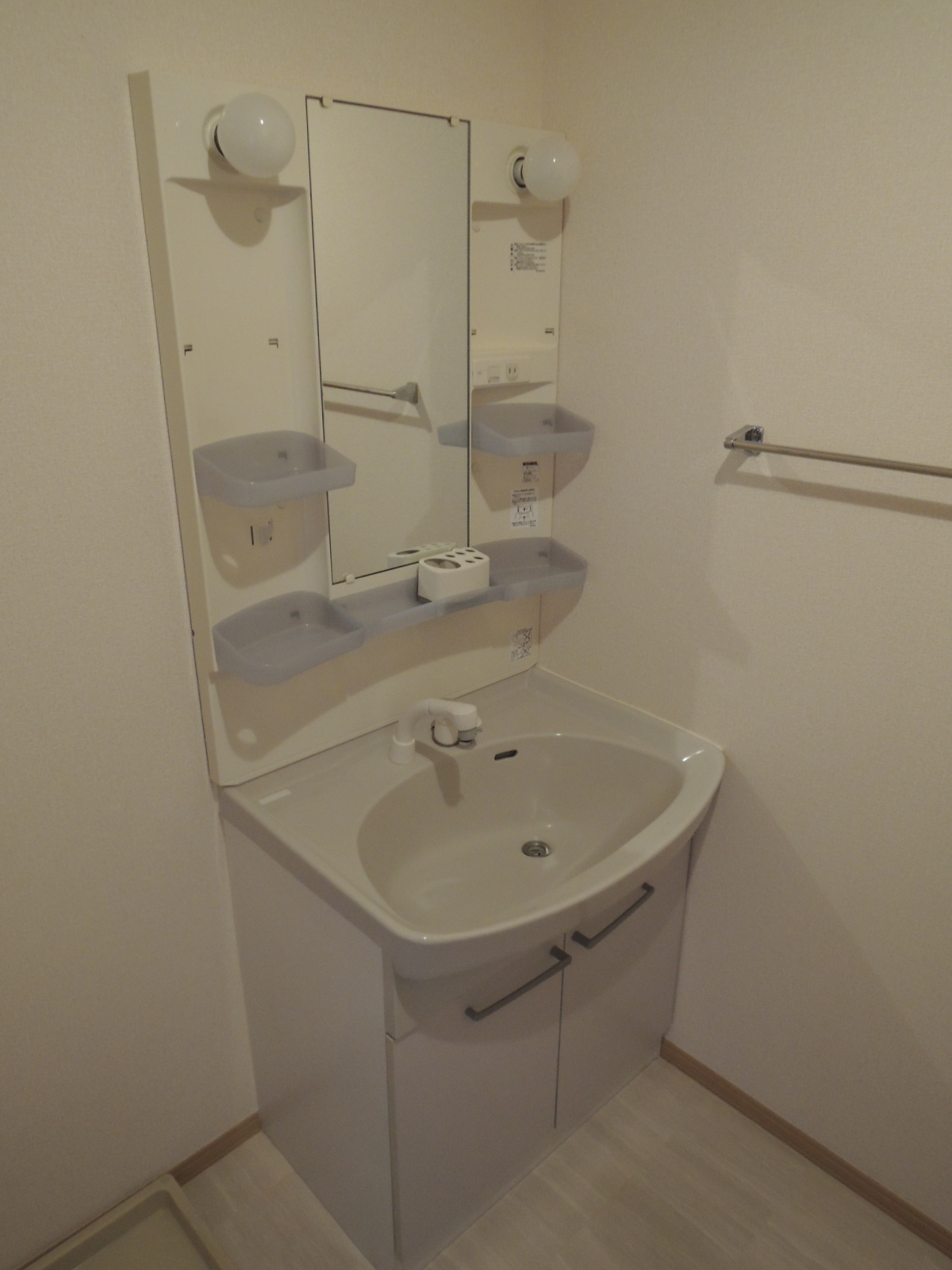 洗面設備　シャンプードレッサー